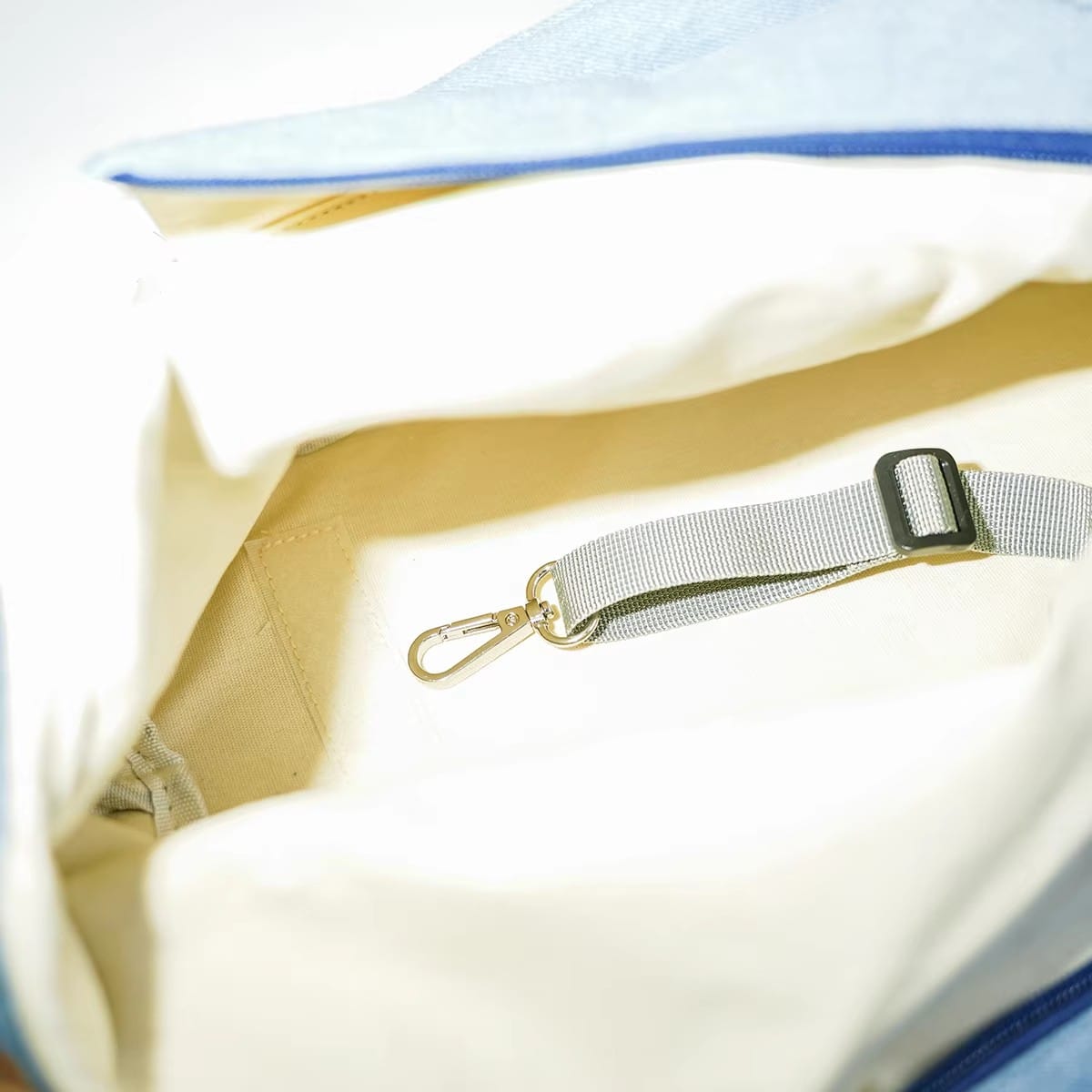 Pet Carrier Tote for Easy Travel Pet Carrier Tote for Easy Travel - Image 4